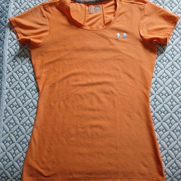 Under Armour - Women's Medium Fitted Work-out Tee - Picture 3 of 3